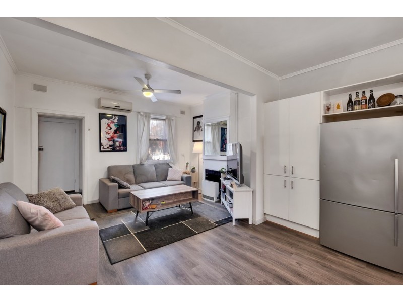 19 Bahloo Avenue, Mitchell Park SA 5043