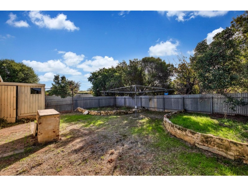 19 Bahloo Avenue, Mitchell Park SA 5043