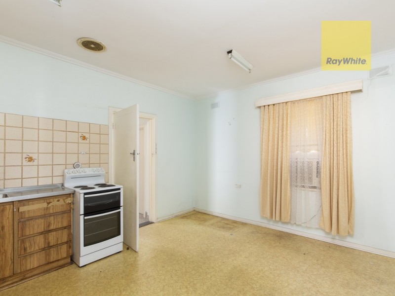 12 Howden Road, Fulham SA 5024