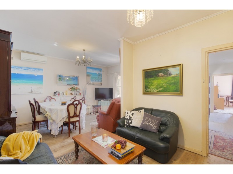 11 Cummins Street, Novar Gardens SA 5040