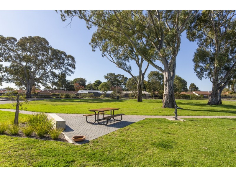 11 Cummins Street, Novar Gardens SA 5040