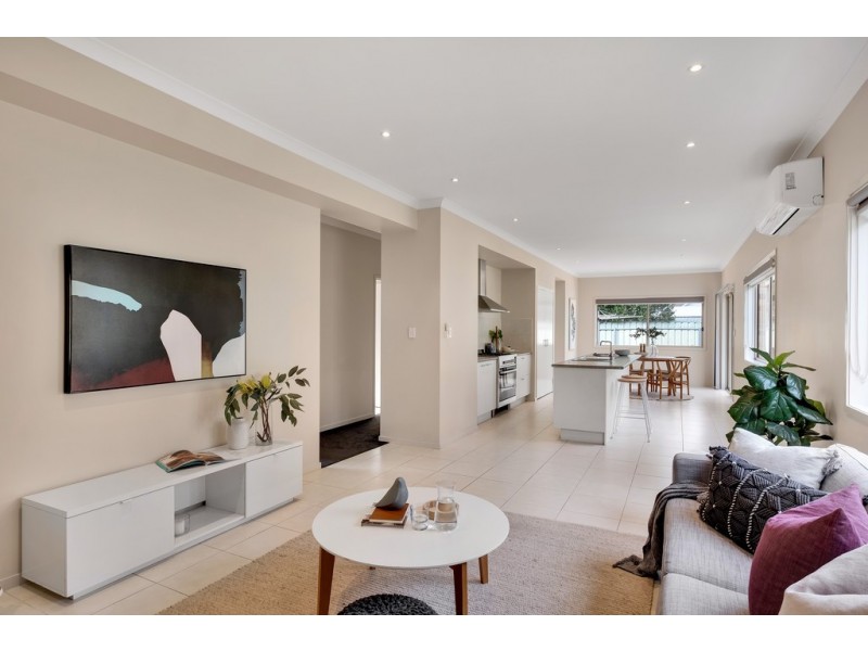 1b Oakleigh Road, Marion SA 5043