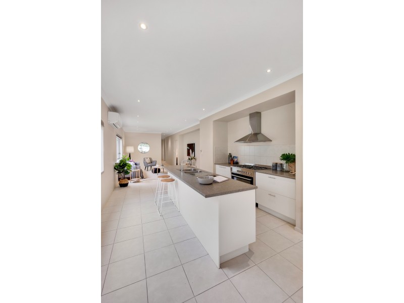 1b Oakleigh Road, Marion SA 5043