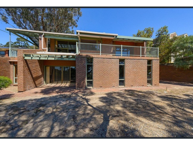 8 Cowell Crescent, Pasadena SA 5042