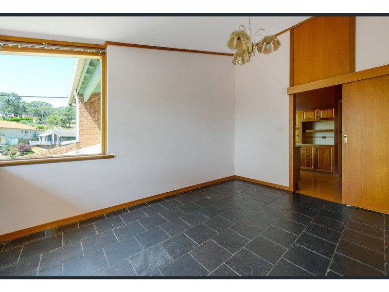 8 Cowell Crescent, Pasadena SA 5042