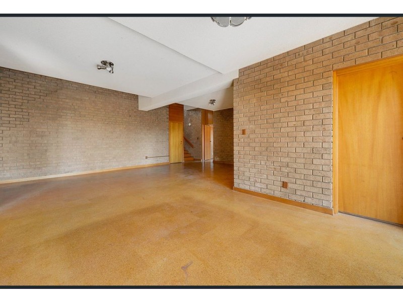 8 Cowell Crescent, Pasadena SA 5042