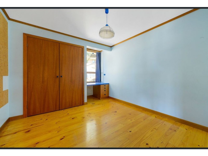 8 Cowell Crescent, Pasadena SA 5042