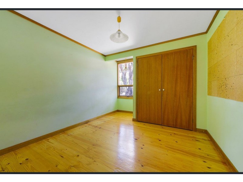 8 Cowell Crescent, Pasadena SA 5042