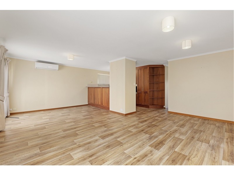 13 Jacaranda Grove, Oaklands Park SA 5046