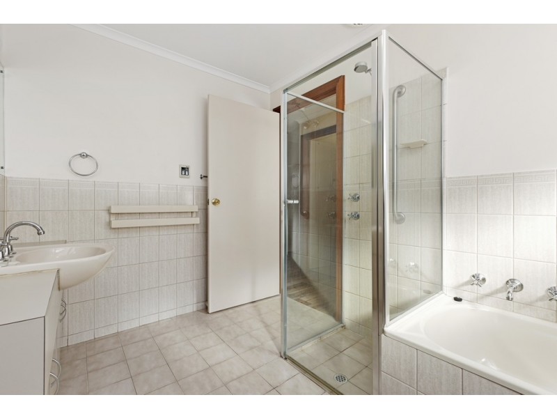 13 Jacaranda Grove, Oaklands Park SA 5046