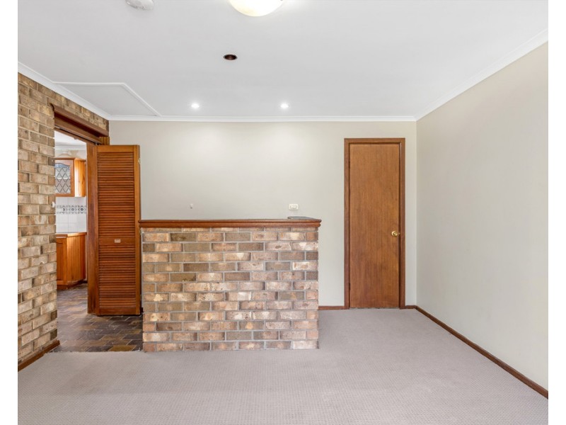 8 Fryer Street, Hallett Cove SA 5158