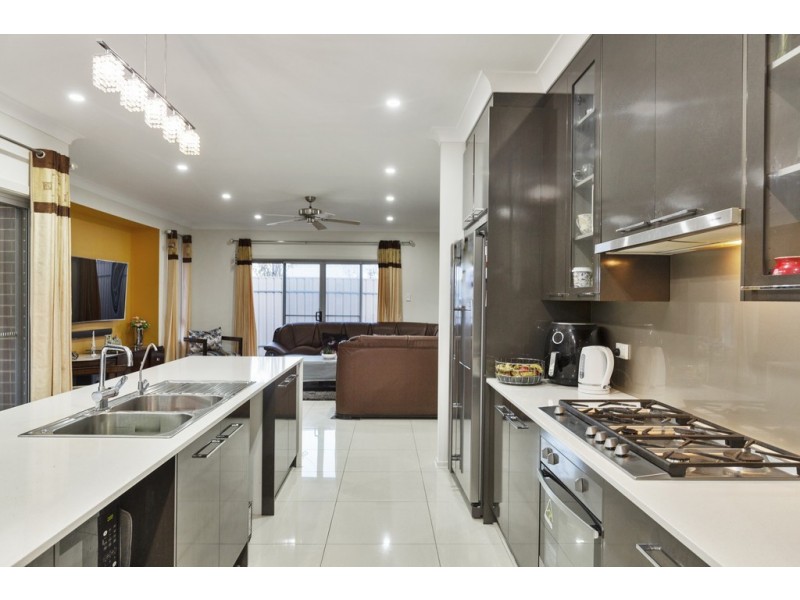 12 Scope Road, Woodcroft SA 5162