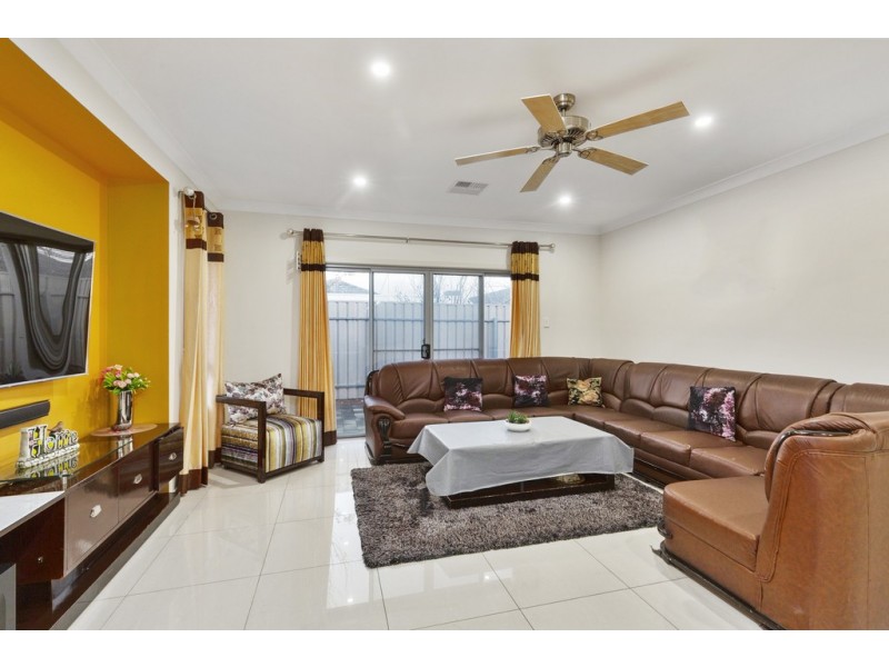 12 Scope Road, Woodcroft SA 5162