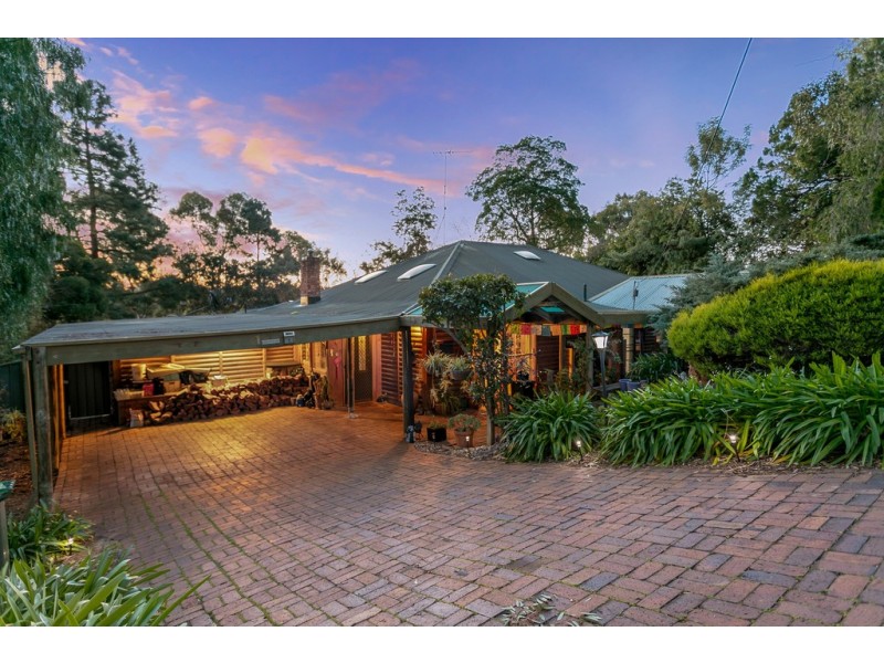 1 Thornbill Crescent, Coromandel Valley SA 5051