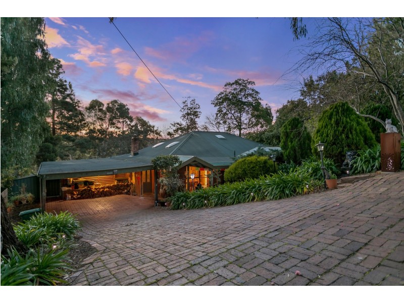 1 Thornbill Crescent, Coromandel Valley SA 5051