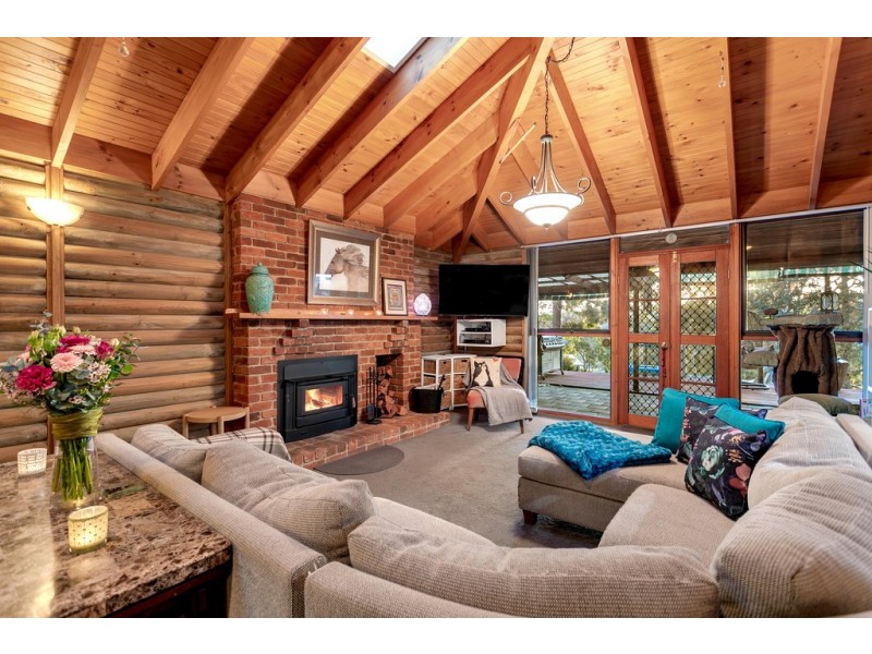 1 Thornbill Crescent, Coromandel Valley SA 5051