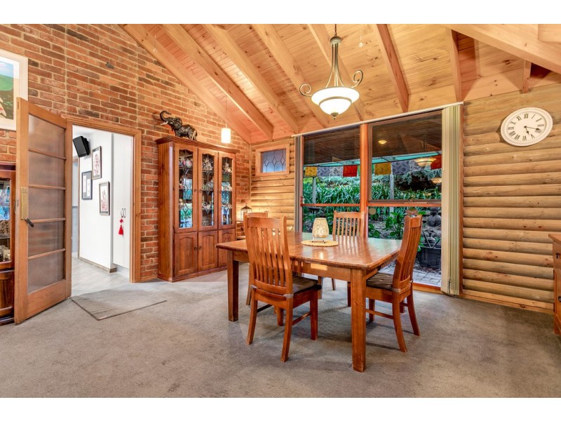 1 Thornbill Crescent, Coromandel Valley SA 5051