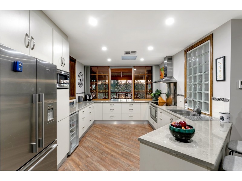 1 Thornbill Crescent, Coromandel Valley SA 5051