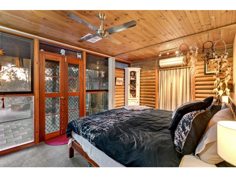 1 Thornbill Crescent, Coromandel Valley SA 5051