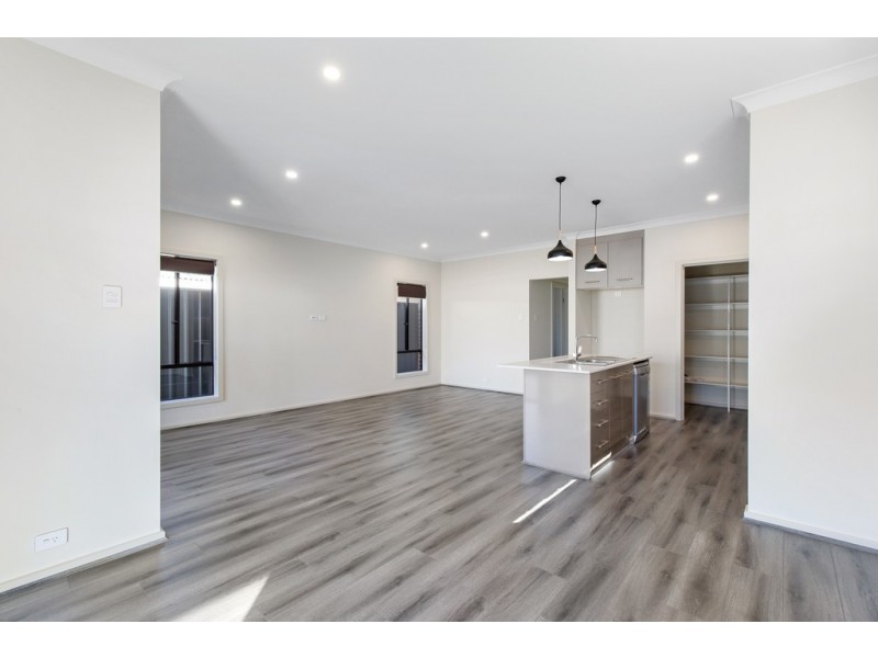 13a Australian Avenue, Clovelly Park SA 5042