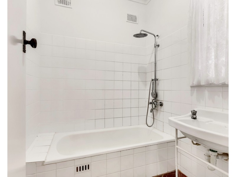 120 Bradley Grove, Mitchell Park SA 5043