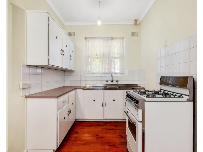 120 Bradley Grove, Mitchell Park SA 5043