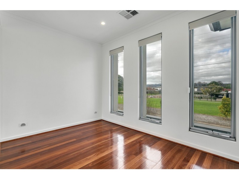 24 Birdwood Terrace, North Plympton SA 5037