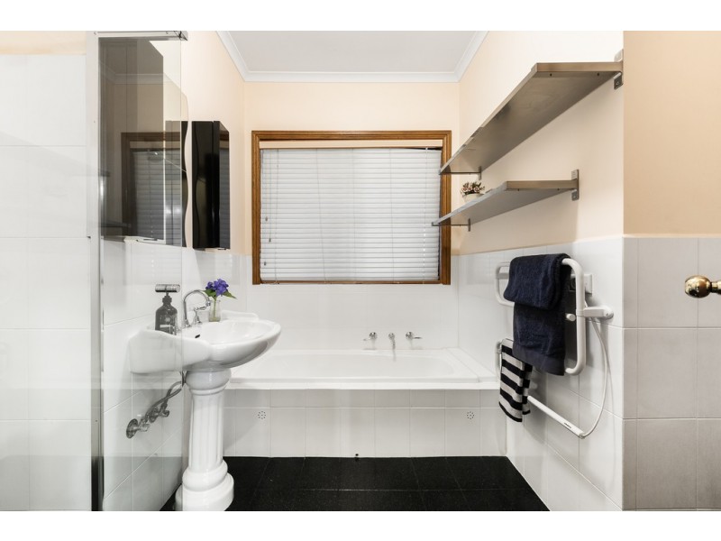 12 Hillview Street, Crafers West SA 5152