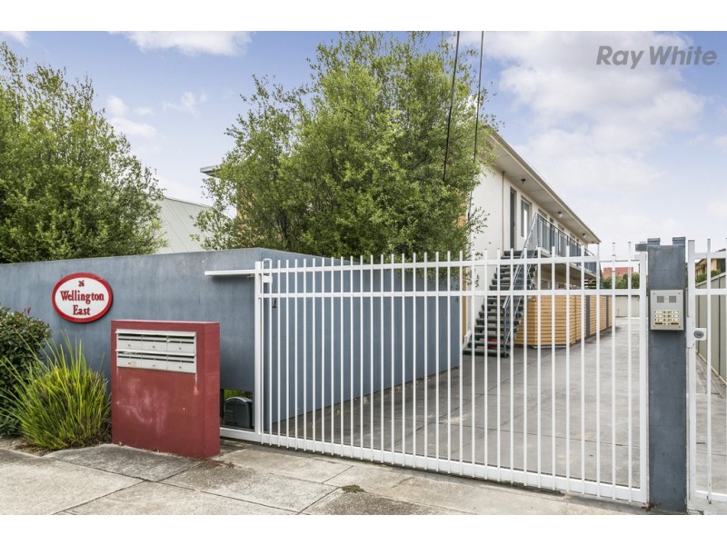 4/26 Wellington Street, Glandore SA 5037