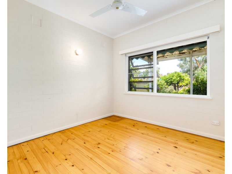 4 Sweetwater Street, Seacombe Gardens SA 5047