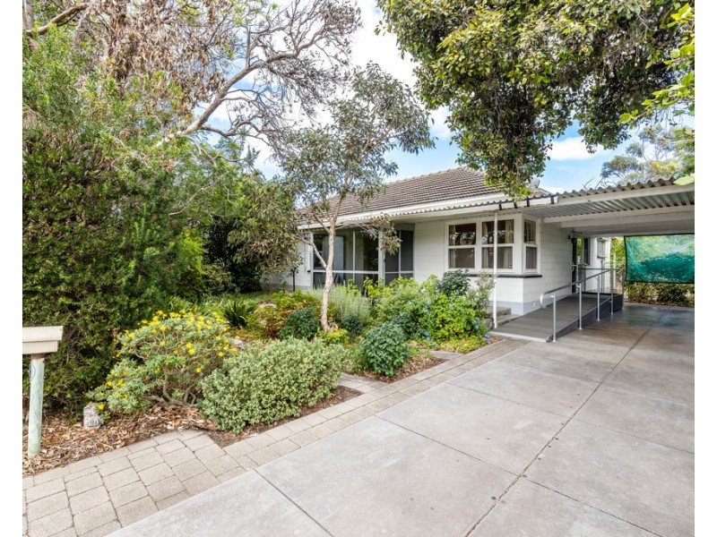 4 Sweetwater Street, Seacombe Gardens SA 5047