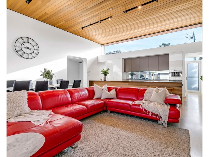 33 Ballara Avenue, Warradale SA 5046