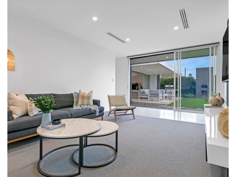 33 Ballara Avenue, Warradale SA 5046