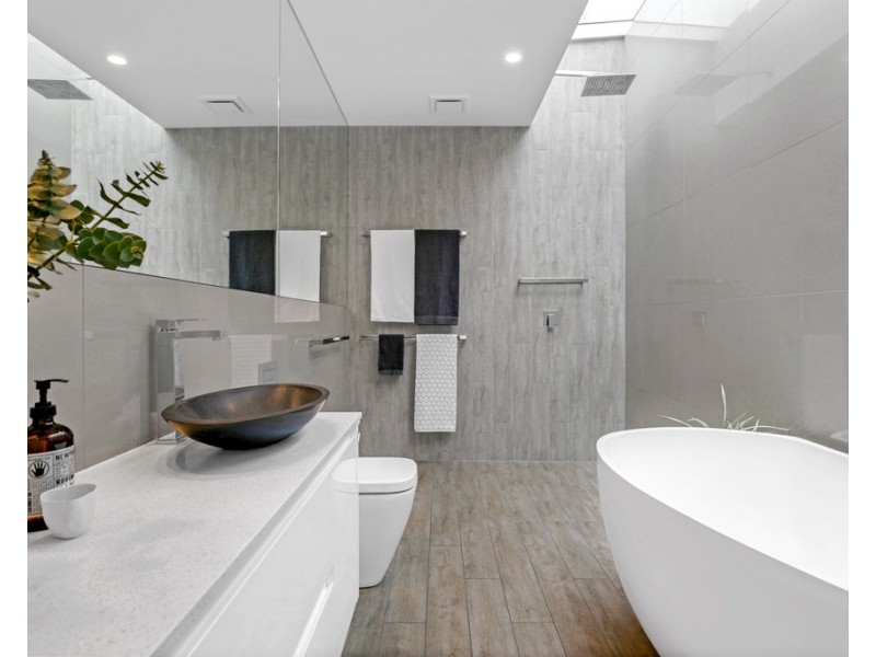 33 Ballara Avenue, Warradale SA 5046