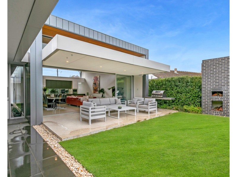 33 Ballara Avenue, Warradale SA 5046