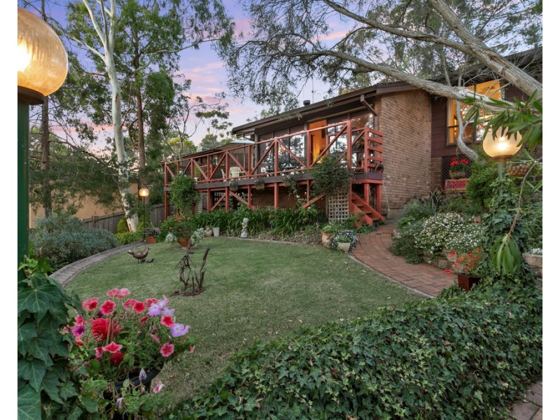 12 Currawong Crescent, Coromandel Valley SA 5051