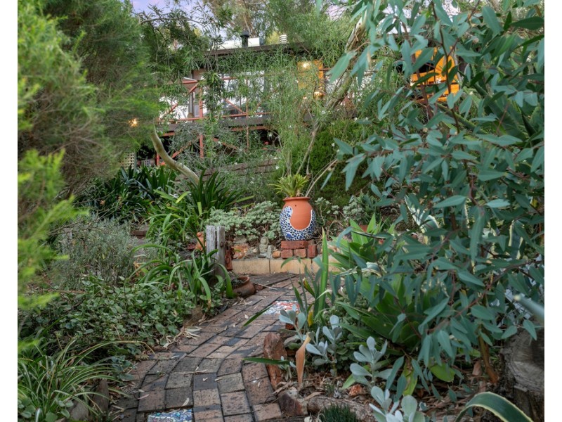 12 Currawong Crescent, Coromandel Valley SA 5051