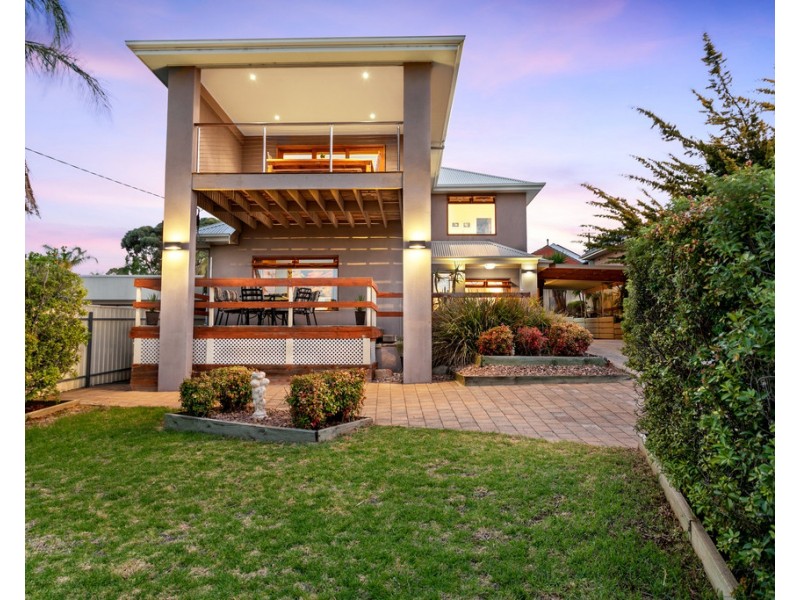 1 Nimboya Road, Marino SA 5049