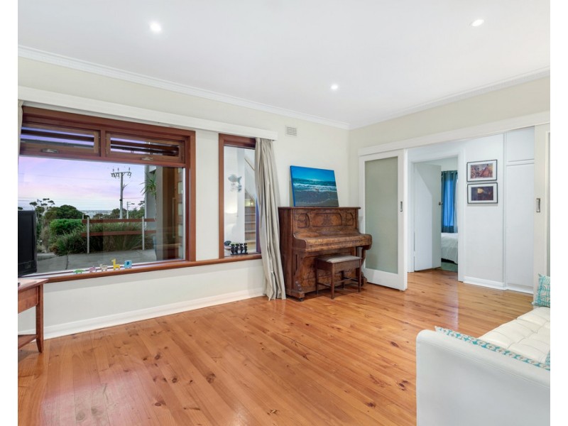 1 Nimboya Road, Marino SA 5049