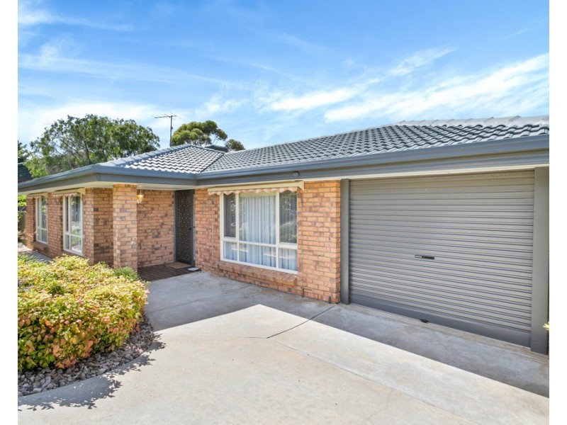 205 Perry Barr Road, Hallett Cove SA 5158