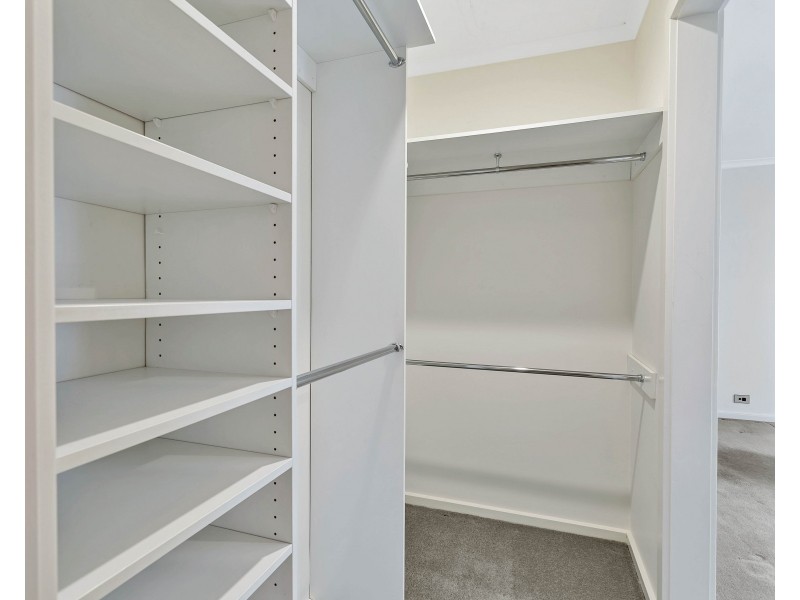 205 Perry Barr Road, Hallett Cove SA 5158