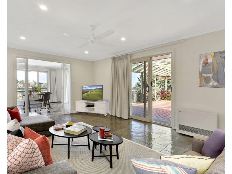 205 Perry Barr Road, Hallett Cove SA 5158