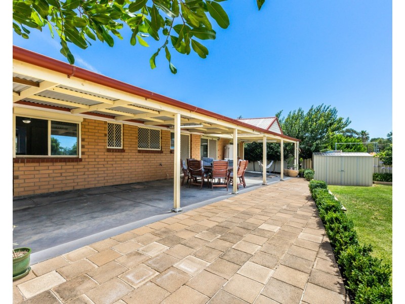 27 Jervois Terrace, Marino SA 5049
