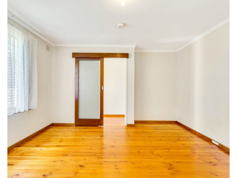 6 Cutting Road, Marion SA 5043