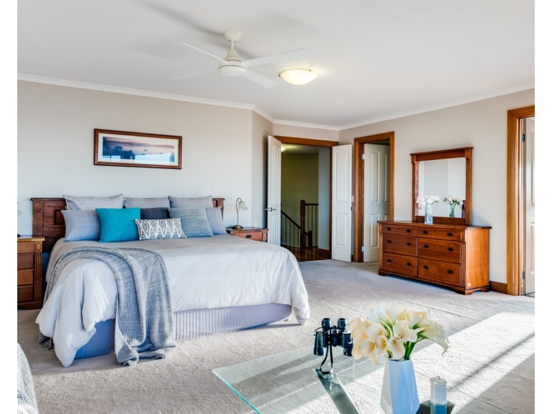 26 Albatross Walk, Hallett Cove SA 5158