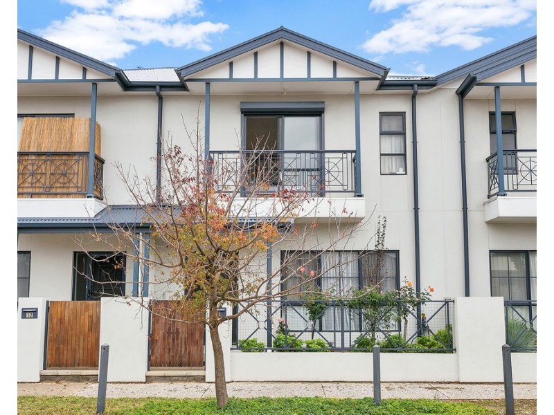 14 St Elias Street, Mawson Lakes SA 5095