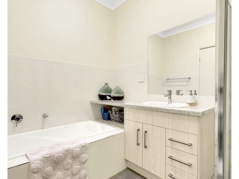 14 St Elias Street, Mawson Lakes SA 5095