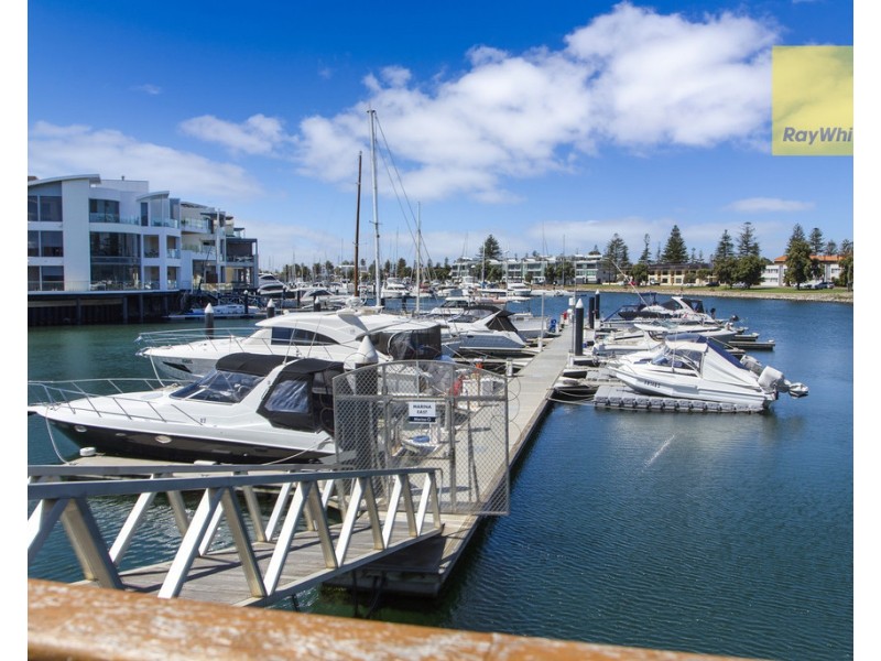 Berth G11 in Marina East Association, Glenelg SA 5045