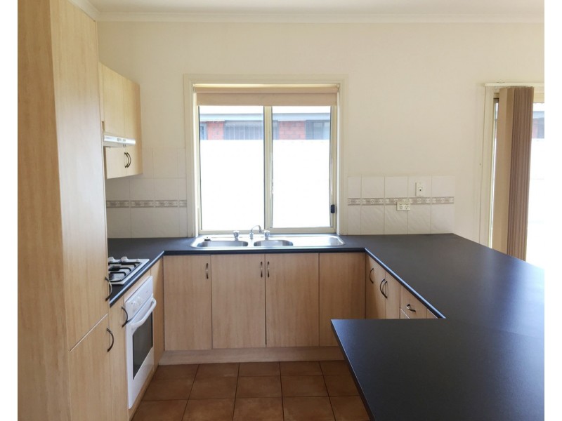 3 Windsor Avenue, Clovelly Park SA 5042