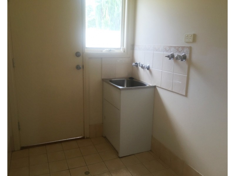3 Windsor Avenue, Clovelly Park SA 5042